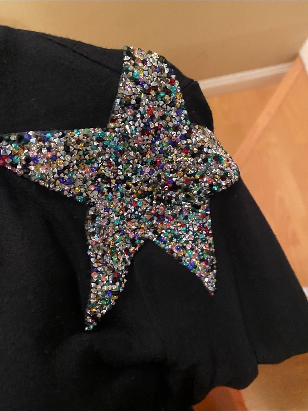 Inc Long Sleeve sweatshirt with Glitter Star Shoulder Accents Med - Picture 3 of 3